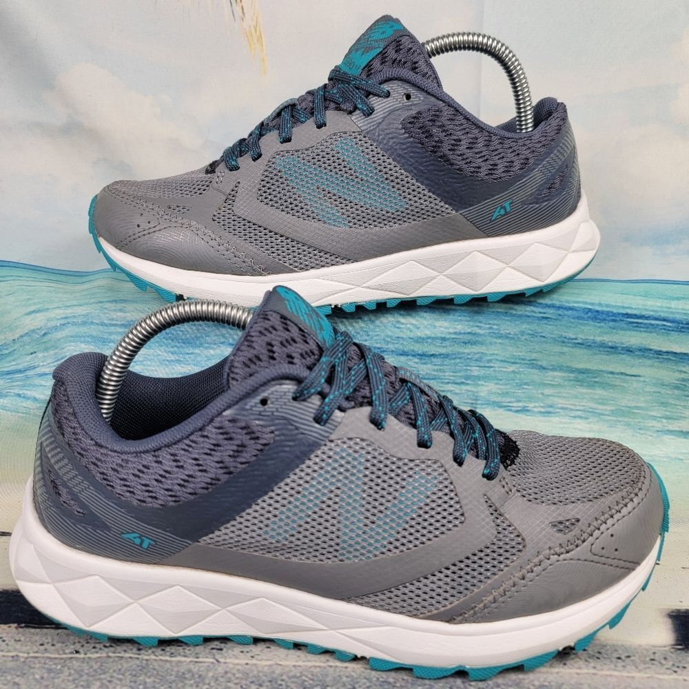 New Balance 590 V3 speed ride all terrain shoe Womens 7 - Picture 1 of 9